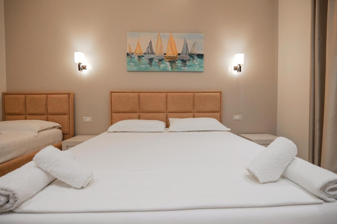 Hotel Roalb Radhimë Eksteriør billede